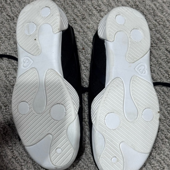 Black and White Cheerleading Sneakers - Picture 2 of 3